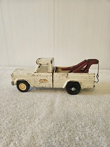 Pressed Steel Tonka Jeep Wrecker - Picture 1 of 8