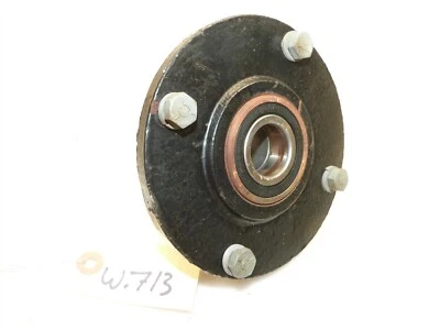 Carcasa de cojinete de eje de gato para cortacésped de giro cero Woods 5200 Mow'n Machine Foto 1 de 2