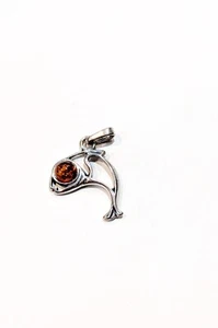 STERLING SILVER FISH WITH AMBER EYE PENDANT-FREE SHIPPING - Picture 1 of 5