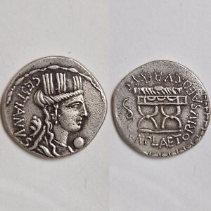 PLAETORIUS CESTIANUS. ROMAN REPUBLIC. SILVER DENARIUS. CURUL CHAIR. SILVER.  M193