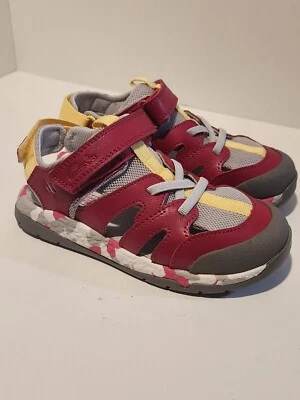 NUEVA Sandalia Clarks Niña Steggy Roar Niños Rosa Talla 11W 11 Ancha  Foto 1 de 4