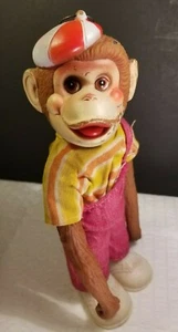 Vintage SELTEN Asse Orang-Utan Affe mit Stoff & Hut Coin Bank Vinyl Kunststoff 9 1/2"  - Bild 1 von 12