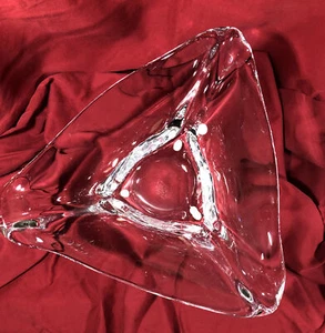 Vannes Le Chatel France Kristall Kunst Glas Schale Dreieck Herzstück signiert - Bild 1 von 12