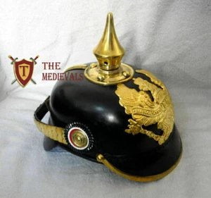 Casque allemand en cuir PICKELHAUBE FR armure prussienne WW I&II - Picture 1 of 3