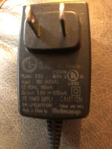 ✅ LG 8102 AC Adapter Power Supply Output 5V Volt 1000mA Genuine OEM Charger - Zdjęcie 1 z 2