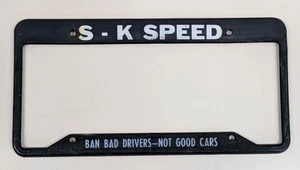 Vintage 1980er S-K Speed NY Nummernschild Rahmen Kunststoff 12" x 6" - Bild 1 von 3