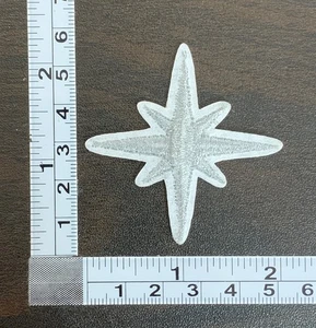 Silver Star Embroidered Iron On Patch - Picture 1 of 2