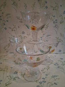 4 große handgefertigte Bubble DAISY Glas Kelch Wein/Dessertgläser - Bild 1 von 10