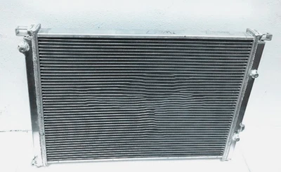 DODGE CHARGER/CHALLENGER/MAGNUM / Chrysler/ ALUMINUM RADIATOR Foto 1 de 2