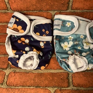 Reusable & Washable Dog Diapers for Female Dogs • 2 Pack • extra small • New - Picture 1 of 5