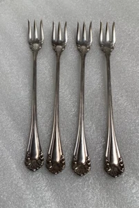 S L & G H Rogers Silverplate Puritan 4 Cocktail Appetizer Forks 6” - Imagen 1 de 3