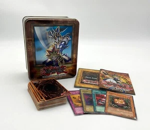 Yu-Gi-Oh! Vintage 2003 Collectors Tin Deck Zone Rule Book 53 Cards Trading Card Game - Bild 1 von 10