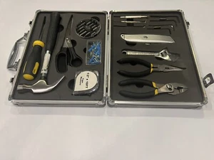 Household Tool Set - 16 Piece - Picture 1 of 10