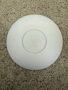 Ubiquiti UniFi 6 Pro Acces Point Wifi 6 AP 5.3Gbps 300+ clients (U6-PRO), dual b - Bild 1 von 2