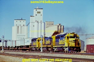 ORIGINAL SLIDE SANTA FE RR SD45-2 5836 WICHITA FALLS TX 1999 - Picture 1 of 1