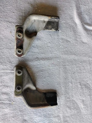 Soporte de tope de ventana Ford Mustang Cougar 1969-70 L & R | Original - OEM Foto 1 de 2