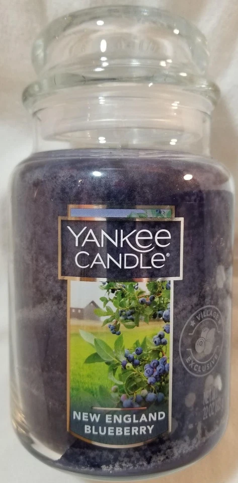 Yankee Candle NEW ENGLAND BLUEBERRY Large Jar 22 Oz Blue Picture May Vary - Image 1 of 4
