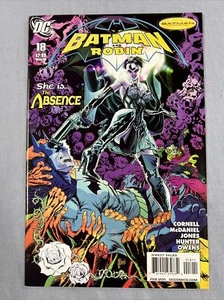DC Comics BATMAN AND ROBIN #18 (2010) Scott McDaniels - Picture 1 of 2