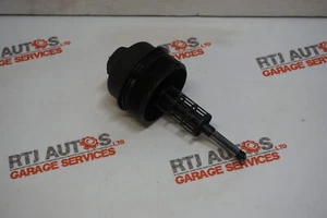 Saab 93 9-3 2003 - 2004 2.2 Tid Oil Filter Housing Cap 90571724 - Picture 1 of 2