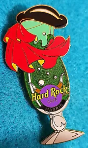 MADRID HURRICANE GLASS SERIES BULL FIGHTER CAPA ROJA Y SOMBRERO Hard Rock Café PIN LE - Imagen 1 de 1