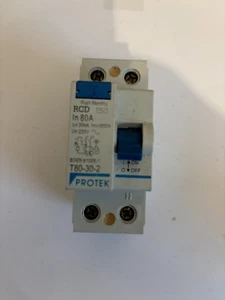 INTERRUPTOR DE CIRCUITO RCD DOBLE POLO PROTEK 80 AMP LN80A 30mA T80-30-2. - Imagen 1 de 1