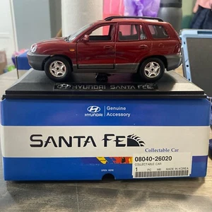 1/24 DIECAST GENUINE ASSESORY HYUNDAI SANTA FE RED MERLOT IN ORIGINAL BOX - Picture 1 of 14