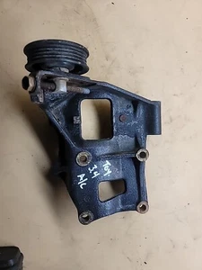 Toyota 3.4 Liter 5VZFE AC Air Compressor Pump Mount Bracket Pulley 9771815 - Picture 1 of 6