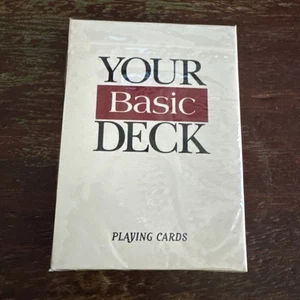 Vintage Basic Cigarettes Your Basic Deck of Playing Cards USA Poker Size - sigillato - Foto 1 di 4
