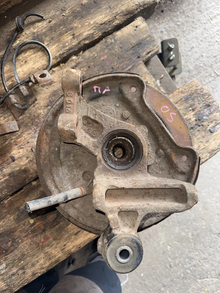 Buje trasero para conductores Subaru Impreza Wrx Turbo 2000 R160 Gc8 Classic 93-01 sin ABS Foto 1 de 1