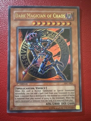 Yu-Gi-Oh! - Dark Magician Of Chaos - Invasion of Chaos IOC-065 - HP/DMG - 1st ED - Image 1 of 4
