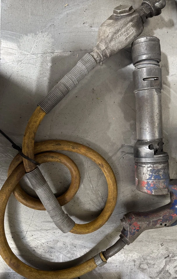 Чиппистолет с масляным кнутом  - Изображение 1 из 1