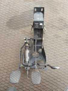 1981295 Pedal set for manual transmission Bmw e34 left handlebar - Picture 1 of 4