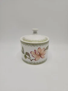 Oneida "Savannah" 4 1/4 Inch Sugar Bowl - Picture 1 of 5