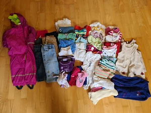 Kinderkleidung Größe 74 Mädchen 44 Teile Paket Winter, Hosen, Tshirt, Kleid... - Bild 1 von 15
