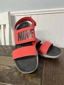 Sandali Nike Tanjun da donna taglia 8 cinturino ad anello con gancio scarpe outdoor acqua rosa corallo - Foto 1 di 9