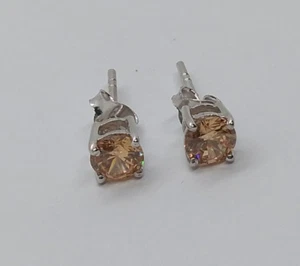 Brown Cubic Zirconia 14K White Gold Plated Silver Stud Earrings 1.15Ct Round Cut - Picture 1 of 4