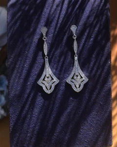 Orecchini Clip On Non Forato Pinze Pendente Arte Deco Floreale Cz Bianco SA1 - Foto 1 di 8