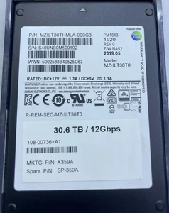 100% Health Samsung PM1643 30.6TB SAS SSD 2.5" 12Gb/s NETAPP MZILT30THMLA-000G3 - Afbeelding 1 van 2