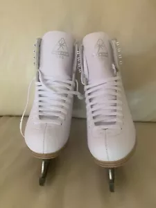 Jackson Classic 200 Womens/Girls Figure Ice Skates - Picture 1 of 6