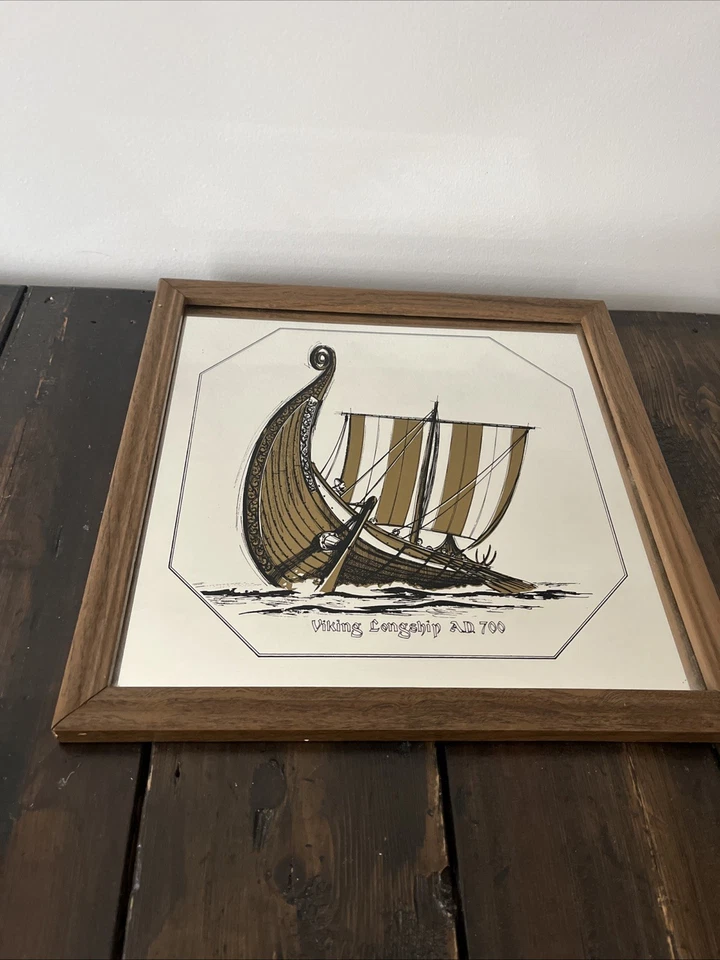 Espejo retroescena vintage Hoyne Industries “Viking Longship AD 700” 13” X 13” Foto 1 de 4