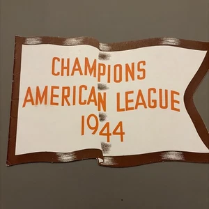 Tarjeta de puntuación del programa del anuario de campeones de la Liga Americana 1944 forma de banderín - Imagen 1 de 6