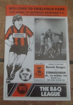 1988-89 (Dec) Berwick Rangers  v  Stenhousemuir  - Scottish Division Two - Image 1 of 2
