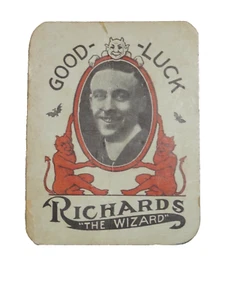 rICHARDS THE WIZARD FAMOUS MAGICIAN DEVIL GOOD LUCK 1920S SOUVENIR CARD neocurio - Picture 1 of 7