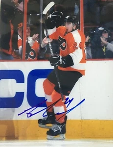 Matt Read Philadelphia Flyers Signed 8x10 Photo - Picture 1 of 1