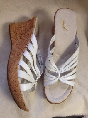 White Mt. Zapatos de cuña de cuero 9 M  Foto 1 de 4