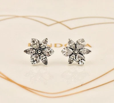 New Genuine Pandora Sparkling Herbarium Flower Cluster Stud Earrings 292633C01 - Image 1 of 4