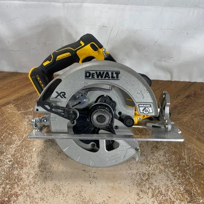 DEWALT DCS570 20V Max XR Brushless 7-1/4" Circular Saw - TOOL ONLY - Image 1 of 4
