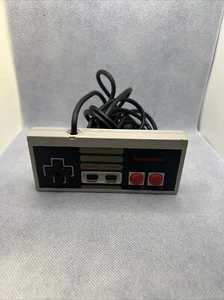 Original Nintendo NES Official Game Controller OEM Authentic NES-004 - Picture 1 of 9