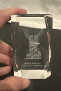 Eagle & Twin Towers 3D Etched Crystal Paper Wt God Bless And Protect America - Picture 1 of 1