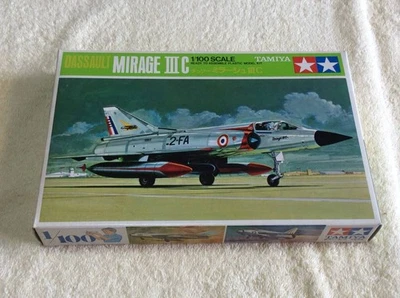 ・920 Dassault Mirage IIIC 1/100 TAMIYA [Non assemblato] - Immagine 1 di 4